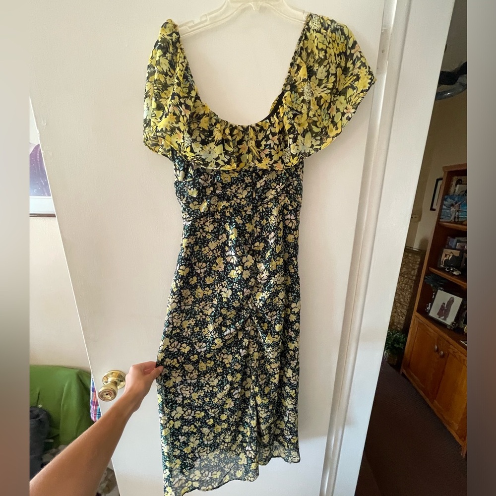 Zara middi flower dress